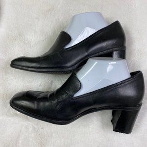 Rockport Chunky Heel Leather Pumps,‎ size 8.5 W
